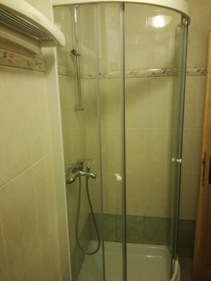 Apartmaji Vrhovnik Cerklje na Gorenjskem Buitenkant foto