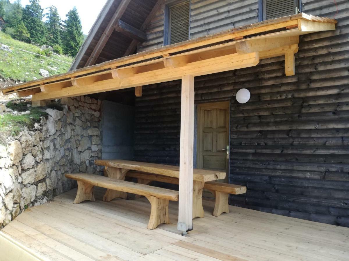Apartmaji Vrhovnik Cerklje na Gorenjskem Buitenkant foto